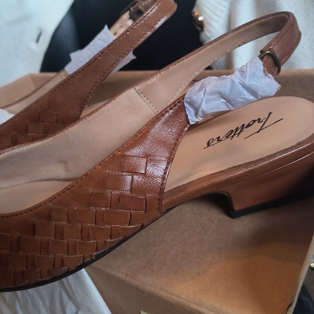 Trotters Tan Woven Slingback Heels